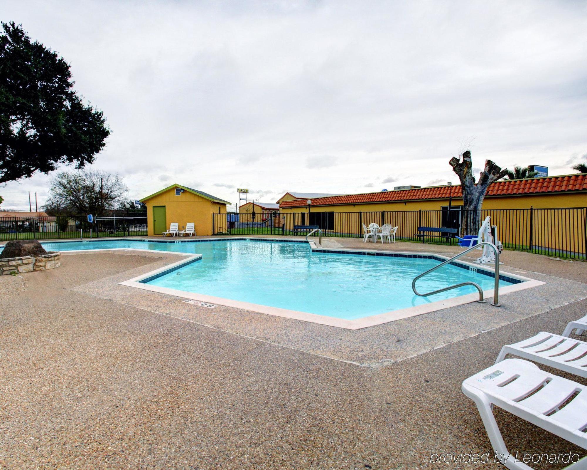 University Inn Hotel