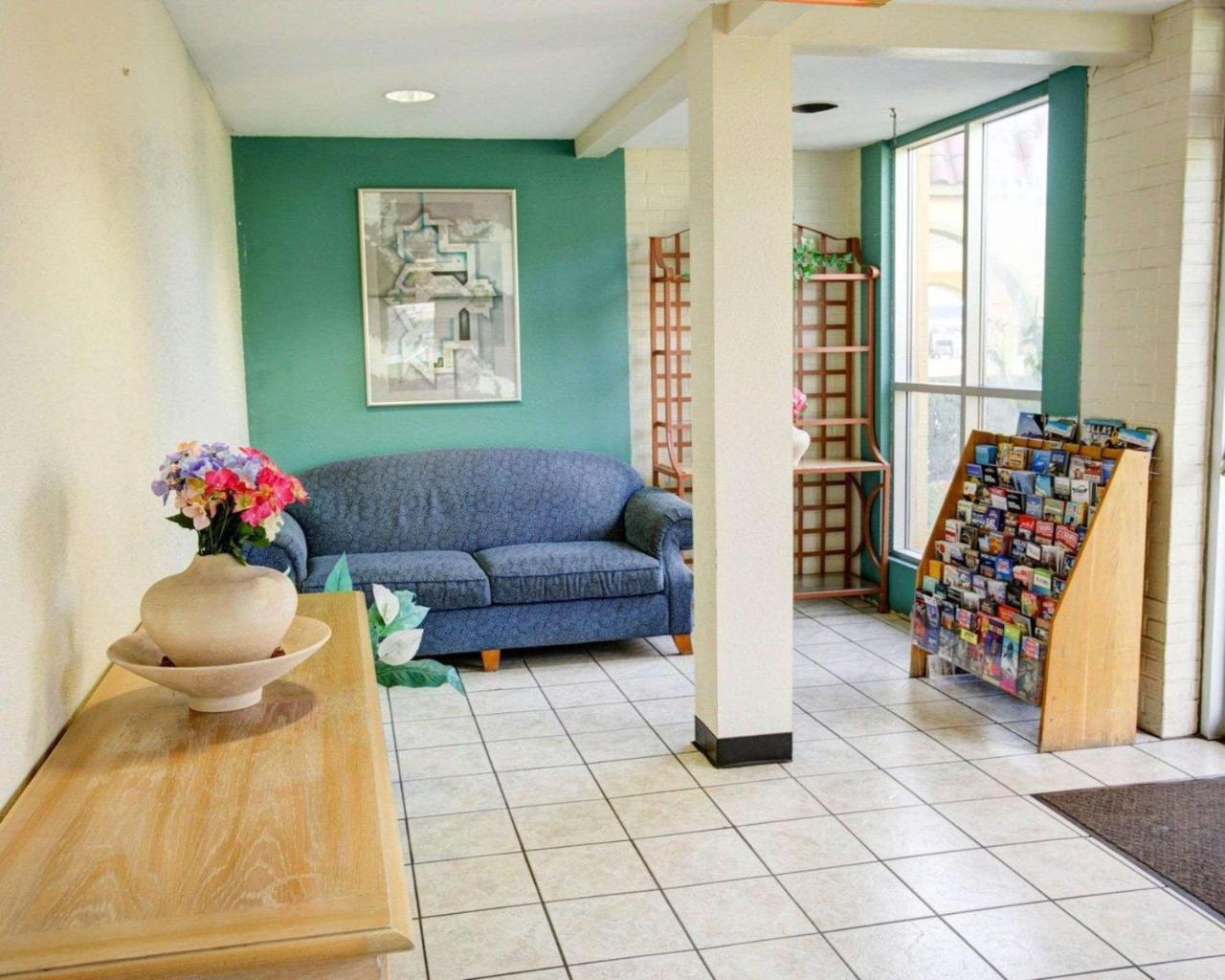 University Inn Hotel San Marcos