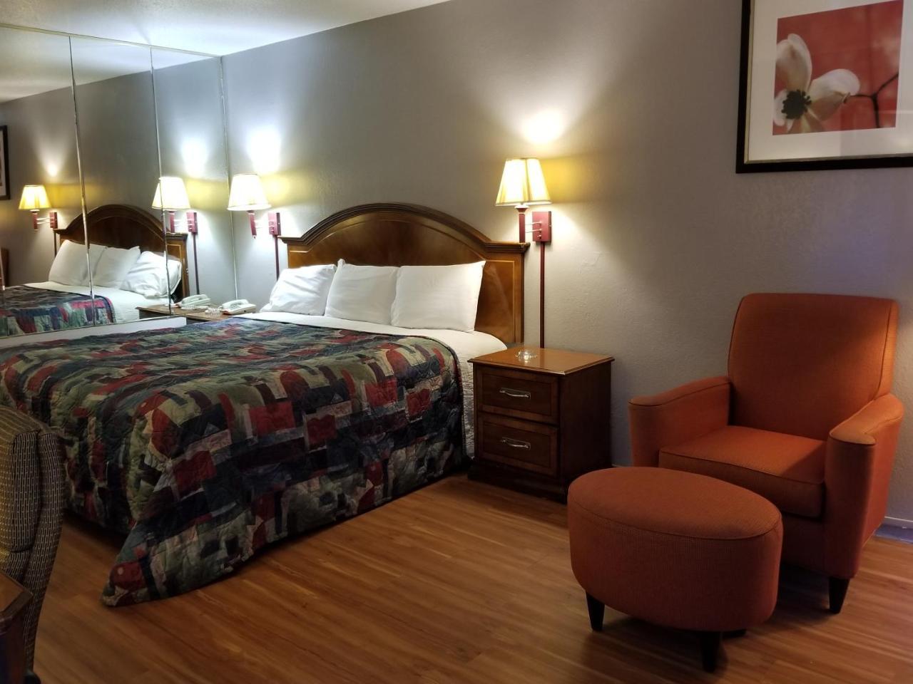 Hotel University Inn